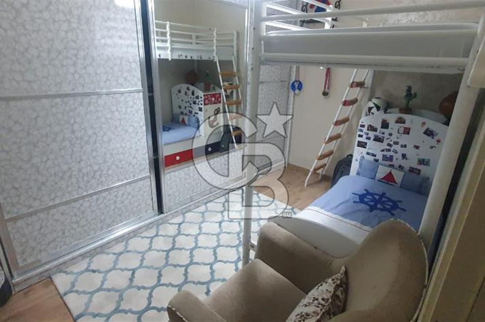 EVONADAN ÇARŞININ MERKEZİ KAFELER SOKAĞINDA 6+1 DUBLEKS DAİRE