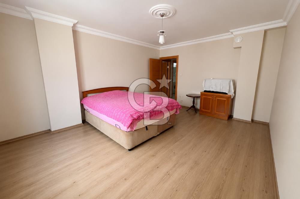 Geniş Metrekare,Çift Balkon,Mükemmel konum,2+1 Daire