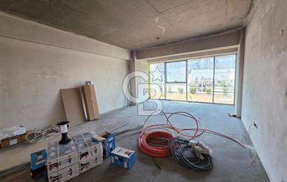 BATIKENT METROSU ÖNÜNDE EMSALSİZ PLAZA