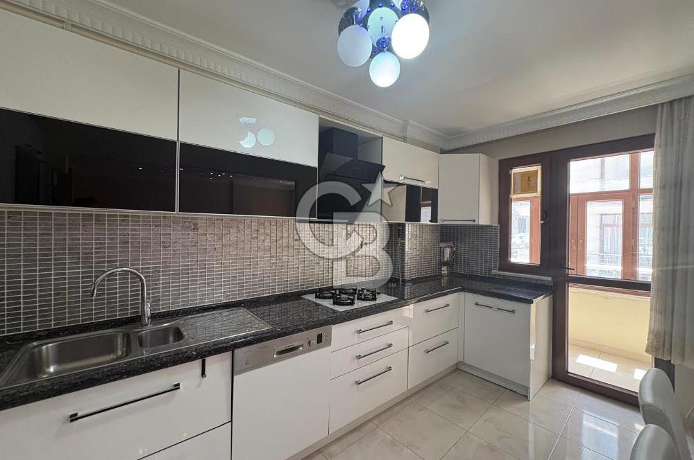Geniş Metrekare,Çift Balkon,Mükemmel konum,2+1 Daire