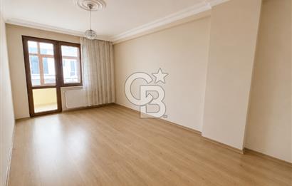 Geniş Metrekare,Çift Balkon,Mükemmel konum,2+1 Daire