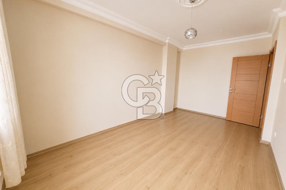 Geniş Metrekare,Çift Balkon,Mükemmel konum,2+1 Daire