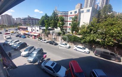 Necmi Kadıoğlu Hastanesi Karşısı Sedai İş Merkezinde Tabela Değeri Yüksek Lüks Ofis