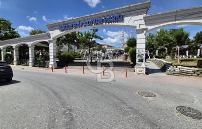 Avcılar Öğretmenler Cad. Yoğun Yaya Trafiğinde Köşe Dükkan