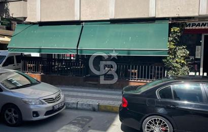 Avcılar Öğretmenler Cad. Yoğun Yaya Trafiğinde Köşe Dükkan