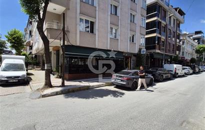Avcılar Öğretmenler Cad. Yoğun Yaya Trafiğinde Köşe Dükkan