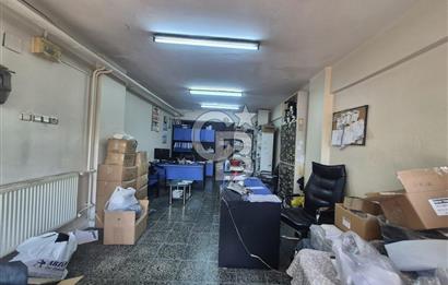 Merter Simitaş Bloklarında Kiracılı Satılık Dükkan