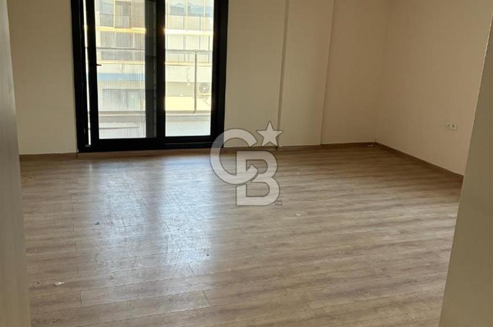 EVONADAN MURADİYEDE 0 YENİ BİNA SİTE İÇİ HAVUZLU 2+1 DAİRE