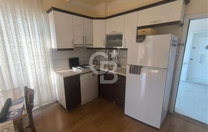 EVONADAN YENİ FOÇADA 1.5+1 DENİZE 1KM MESAFEDE EŞYALI DAİRE