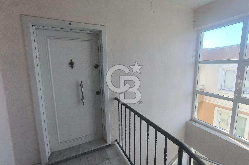 EVONADAN YENİ FOÇADA 1.5+1 DENİZE 1KM MESAFEDE EŞYALI DAİRE