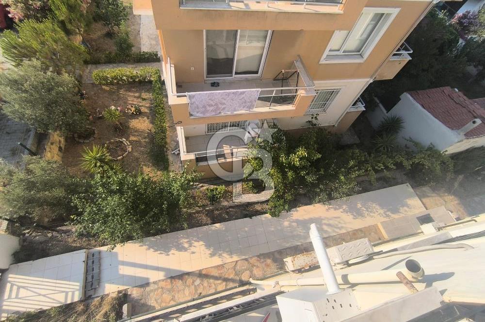 EVONADAN YENİ FOÇADA 1.5+1 DENİZE 1KM MESAFEDE EŞYALI DAİRE
