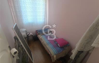 EVONADAN YENİ FOÇADA 1.5+1 DENİZE 1KM MESAFEDE EŞYALI DAİRE