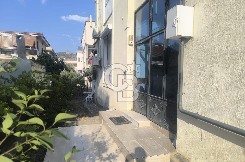 EVONADAN YENİ FOÇADA 1.5+1 DENİZE 1KM MESAFEDE EŞYALI DAİRE