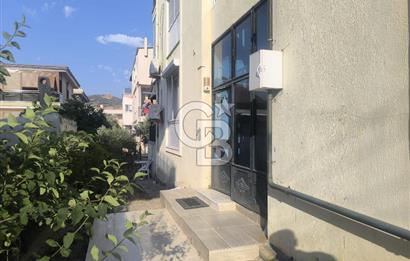 EVONADAN YENİ FOÇADA 1.5+1 DENİZE 1KM MESAFEDE EŞYALI DAİRE