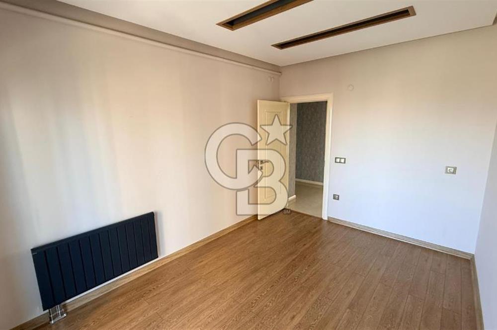 EVONADAN GÜZELYURTTA EN GÖZDE SİTEDE KİRALIK 4+1 DAİRE FIRSATI