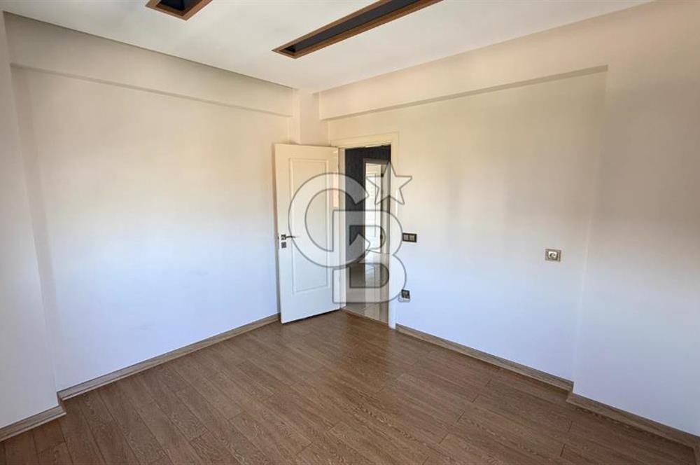 EVONADAN GÜZELYURTTA EN GÖZDE SİTEDE KİRALIK 4+1 DAİRE FIRSATI