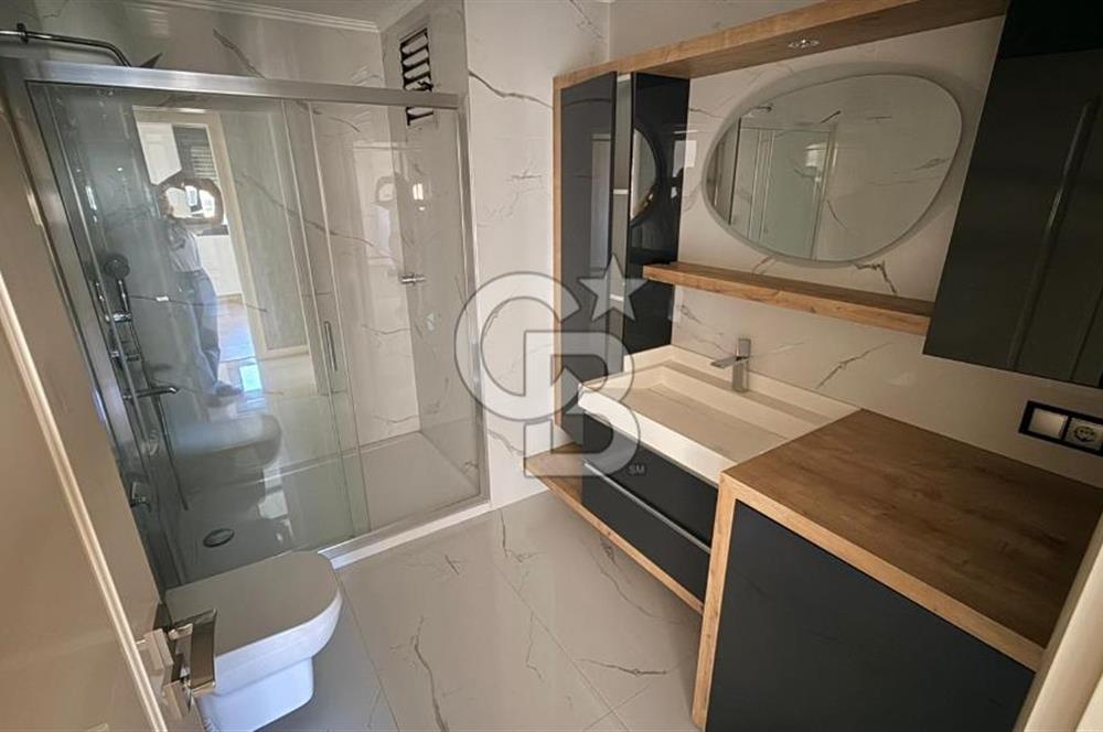 EVONADAN GÜZELYURTTA EN GÖZDE SİTEDE KİRALIK 4+1 DAİRE FIRSATI