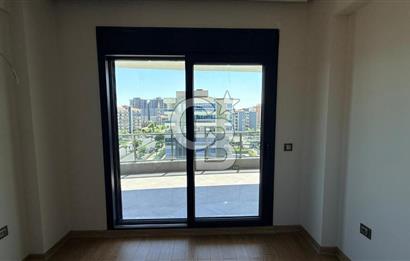 EVONADAN GÜZELYURTTA EN GÖZDE SİTEDE KİRALIK 4+1 DAİRE FIRSATI