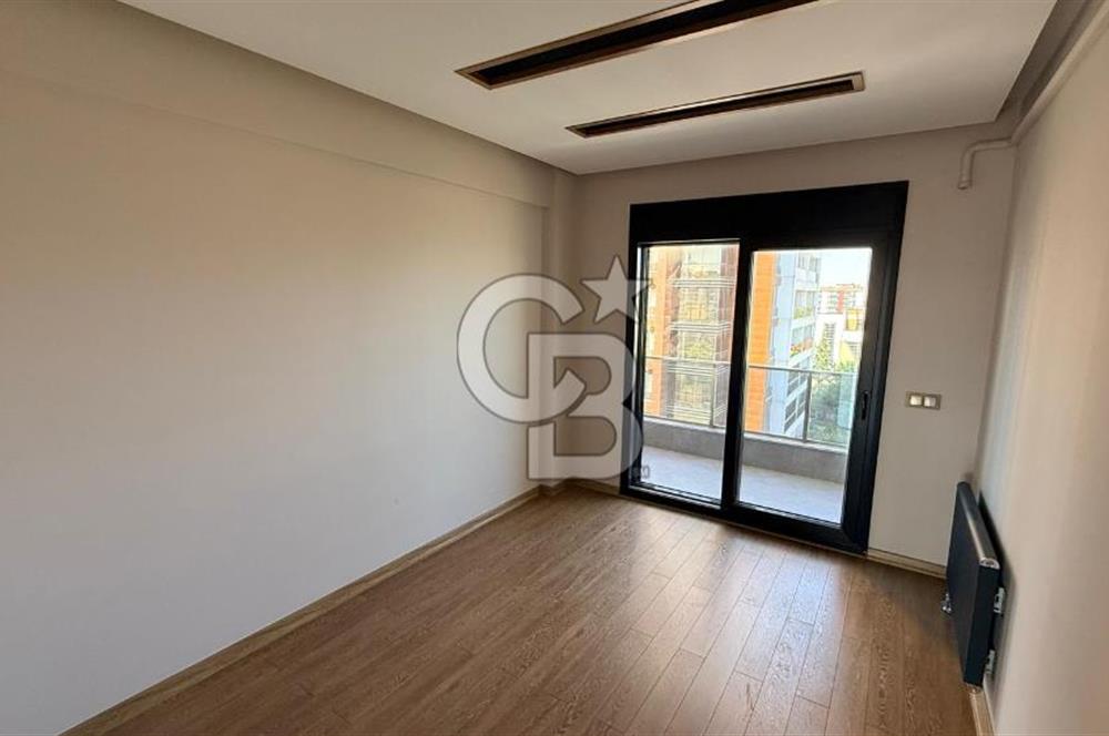EVONADAN GÜZELYURTTA EN GÖZDE SİTEDE KİRALIK 4+1 DAİRE FIRSATI