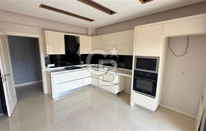 EVONADAN GÜZELYURTTA EN GÖZDE SİTEDE KİRALIK 4+1 DAİRE FIRSATI