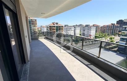 EVONADAN GÜZELYURTTA EN GÖZDE SİTEDE KİRALIK 4+1 DAİRE FIRSATI