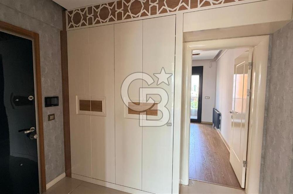 EVONADAN GÜZELYURTTA EN GÖZDE SİTEDE KİRALIK 4+1 DAİRE FIRSATI