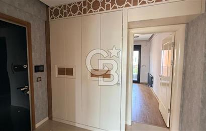 EVONADAN GÜZELYURTTA EN GÖZDE SİTEDE KİRALIK 4+1 DAİRE FIRSATI