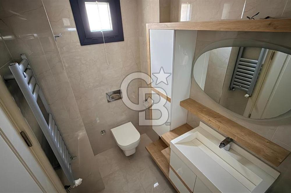 EVONADAN GÜZELYURTTA EN GÖZDE SİTEDE KİRALIK 4+1 DAİRE FIRSATI