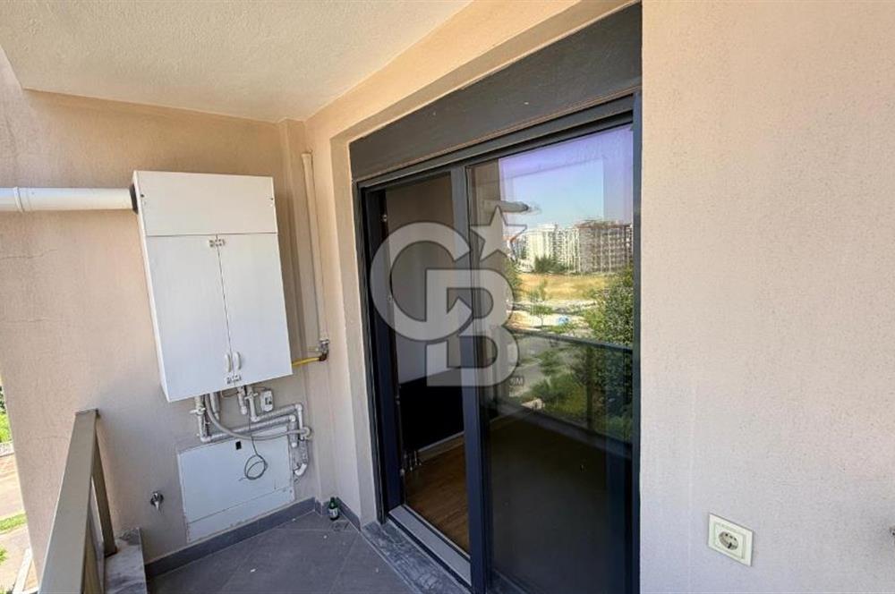 EVONADAN GÜZELYURTTA EN GÖZDE SİTEDE KİRALIK 4+1 DAİRE FIRSATI