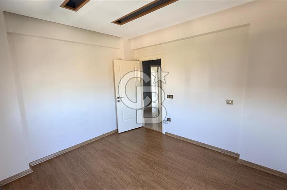 EVONADAN GÜZELYURTTA EN GÖZDE SİTEDE KİRALIK 4+1 DAİRE FIRSATI