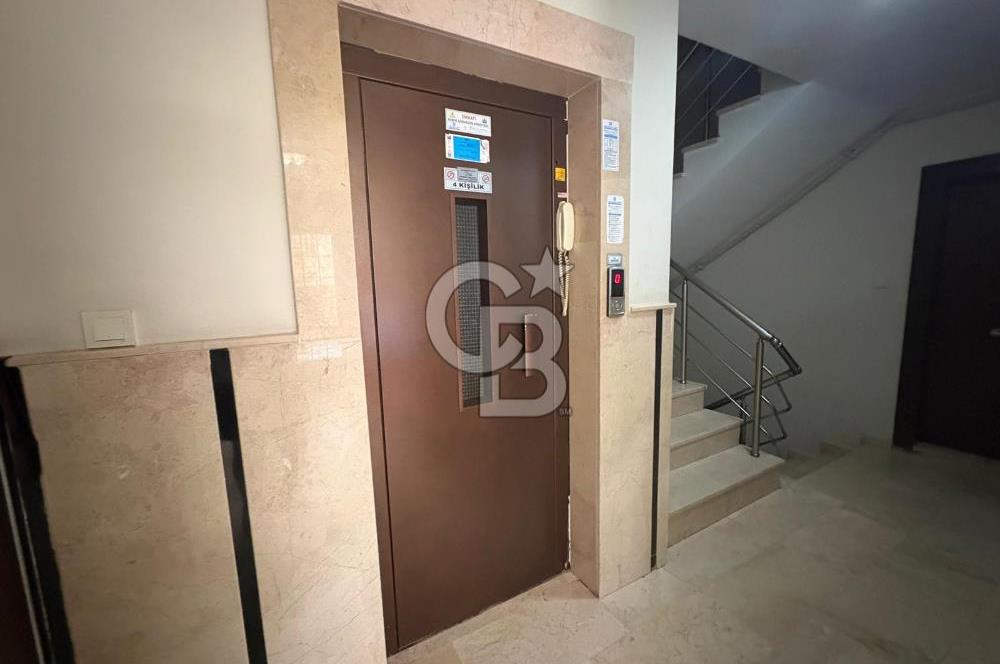 Geniş Metrekare,Çift Balkon,Mükemmel konum,2+1 Daire