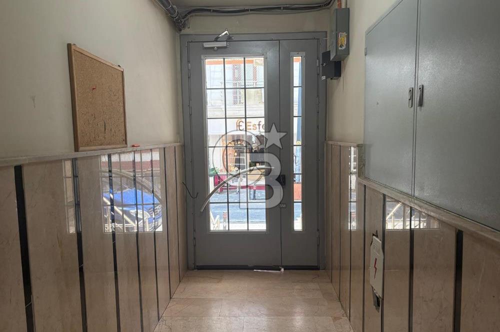 Geniş Metrekare,Çift Balkon,Mükemmel konum,2+1 Daire