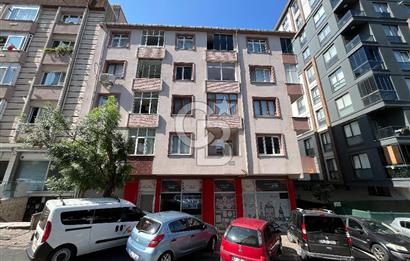 Ümraniye İstiklal 250m² 14.75 m. Cepheli Bacalı Kiralık Dükkan