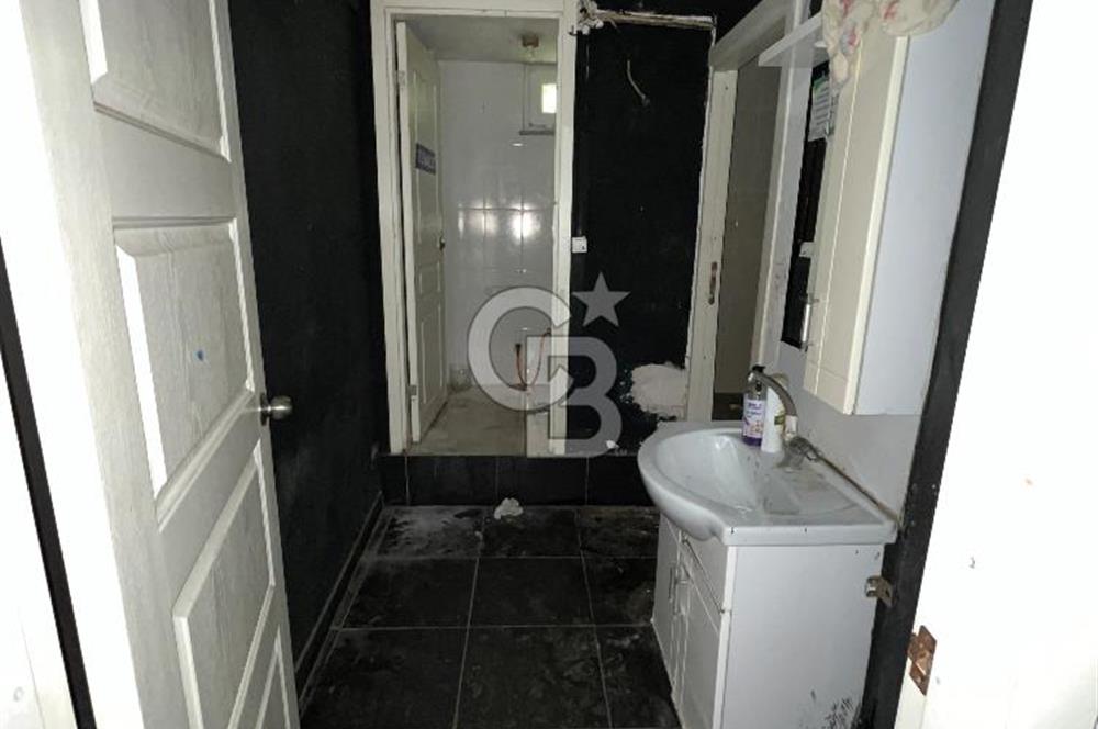 Ümraniye İstiklal 250m² 14.75 m. Cepheli Bacalı Kiralık Dükkan
