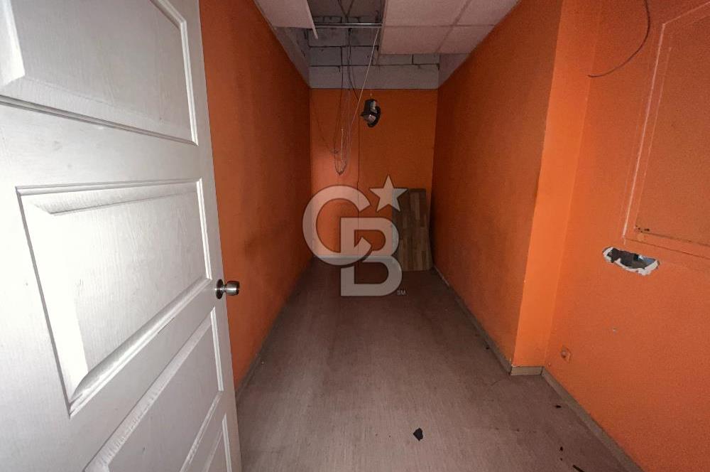 Ümraniye İstiklal 250m² 14.75 m. Cepheli Bacalı Kiralık Dükkan