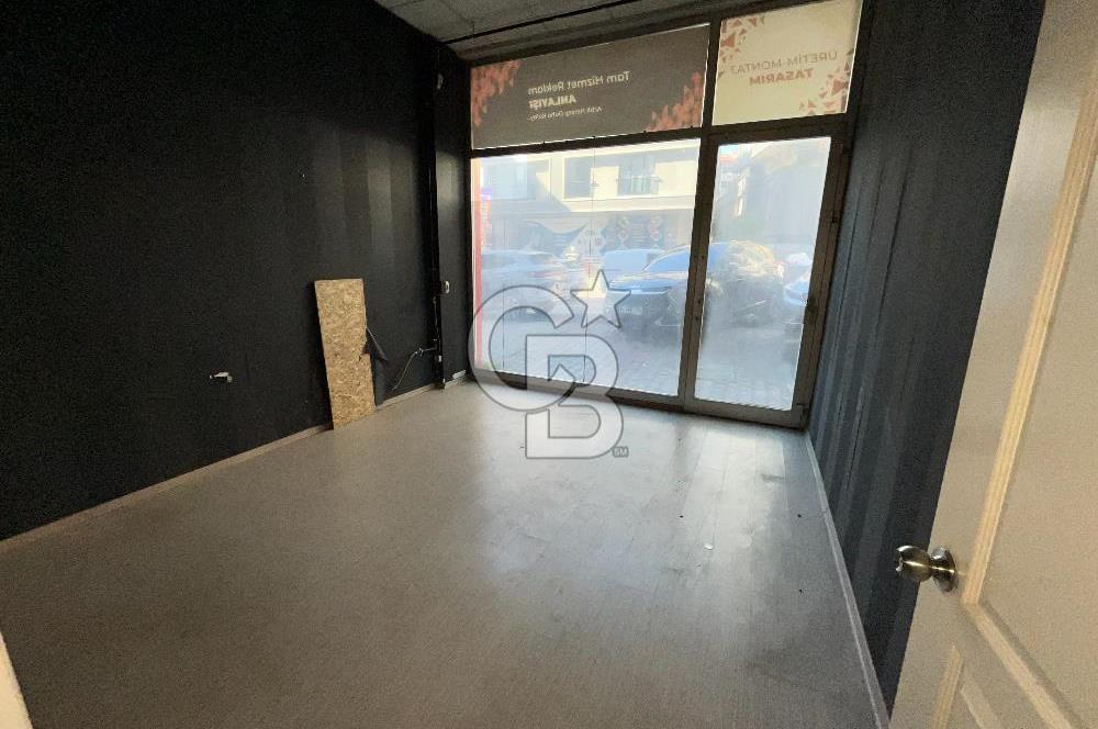 Ümraniye İstiklal 250m² 14.75 m. Cepheli Bacalı Kiralık Dükkan