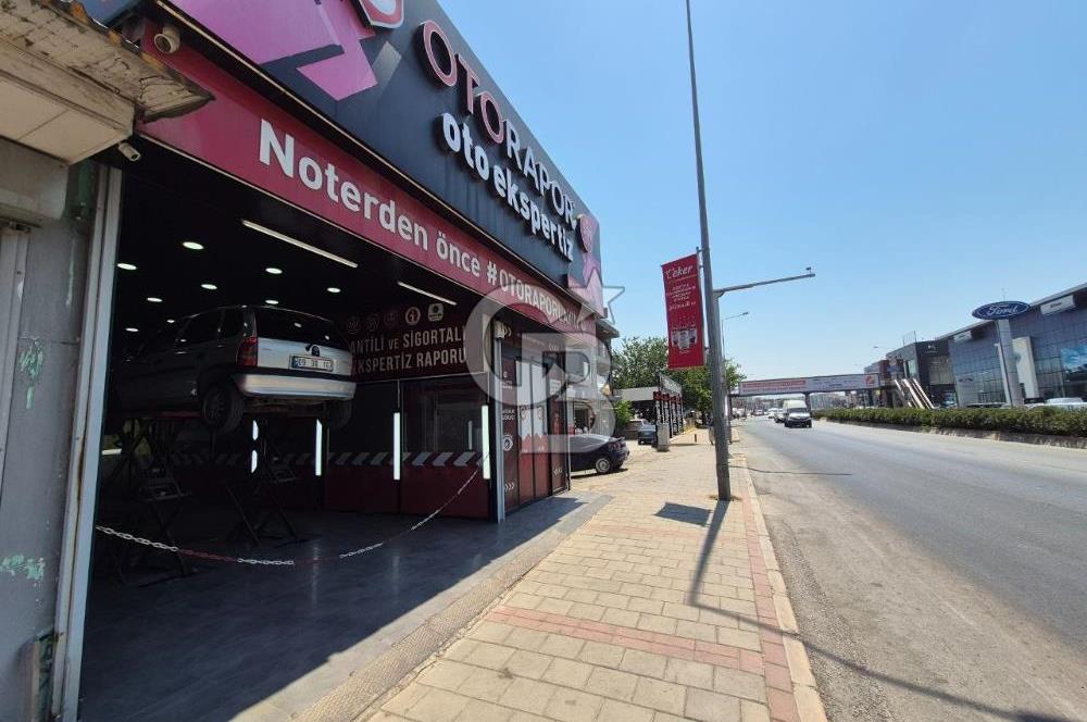 Karşıyaka Cumhuriyet Anadolu Caddesi'nde Değerli Arsa