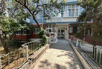 KİRALIK EŞYALI 3+1 | ÇAMLICA MAHALLESİ | MERKEZİ KONUM | BAHÇE MANZARALI - 8 - 358037