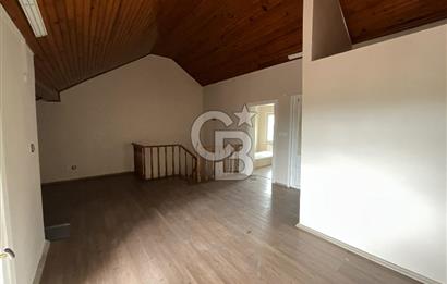 Esenkent'te Havuzlu Sitede Kiralık Geniş Villa
