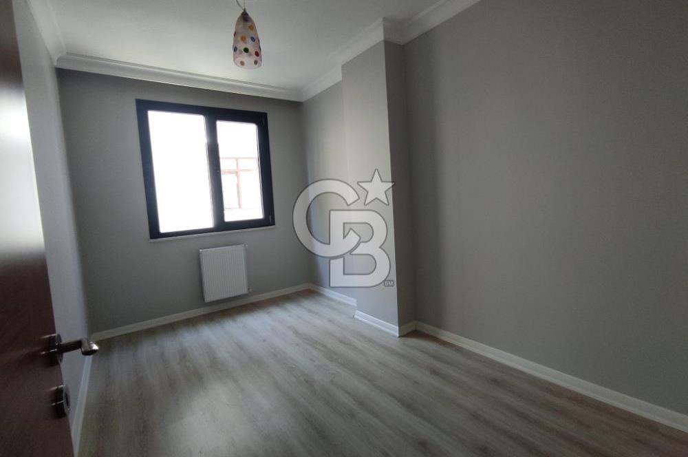 SAFA MAHALLESİ CADDE ÜZERİ ENFES 2+1 ASANSÖRLÜ ARAKAT DAİRE