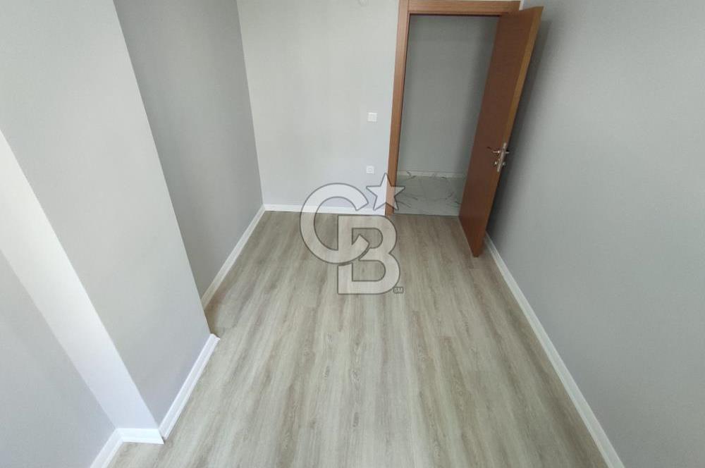 SAFA MAHALLESİ CADDE ÜZERİ ENFES 2+1 ASANSÖRLÜ ARAKAT DAİRE