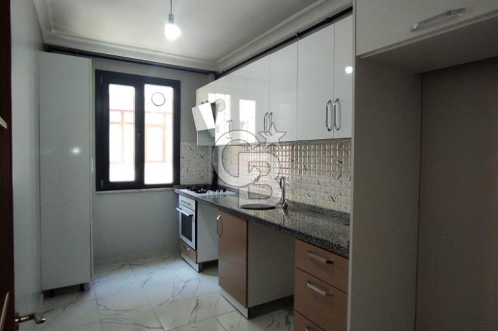 SAFA MAHALLESİ CADDE ÜZERİ ENFES 2+1 ASANSÖRLÜ ARAKAT DAİRE