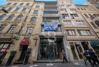 BEYOĞLU ASMALIDA CD ÜZERİ YANGIN MERDİVENLİ KİRALIK TİCARİ BİNA - 6 - 357998