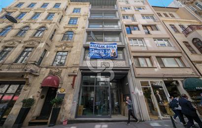 BEYOĞLU ASMALIDA CD ÜZERİ YANGIN MERDİVENLİ KİRALIK TİCARİ BİNA