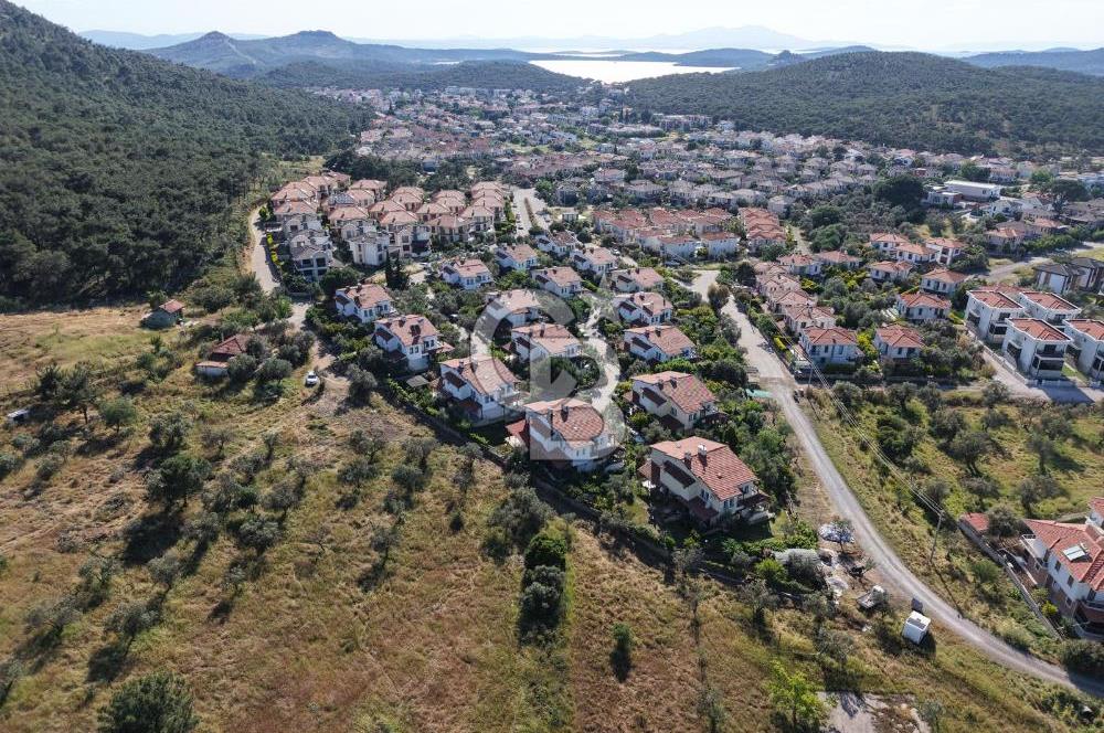 AYVALIK SEFA ÇAMLIKTA DOĞAYLA İÇ İÇE ÖZEL VİLLA
