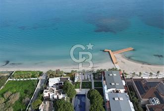 Çeşme Boyalıkta Denize Sıfır,Havuzlu,Plajlı Lüks Dubleks 3+1 - 1 - 358045