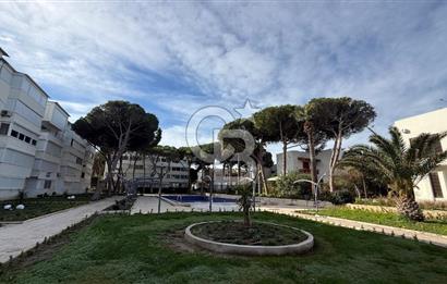 Çeşme Boyalıkta Denize Sıfır,Havuzlu,Plajlı Lüks Dubleks 3+1