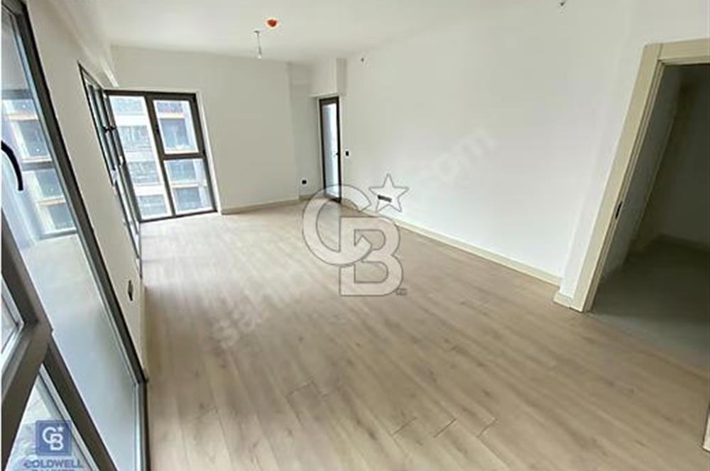 Fikirtepe 19. Etap'ta Site İçinde, 135m² 3+1 Kiralık Daire