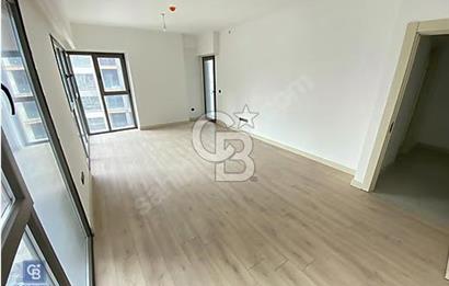 Fikirtepe 19. Etap'ta Site İçinde, 135m² 3+1 Kiralık Daire