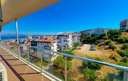 Kuşadası Terrace Ada Sitesi'nde Panoramik Deniz Manzaralı Satılık 3+1 Lüks Daire